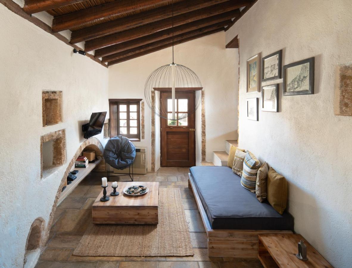 Menexes Suites Monemvasia Extérieur photo