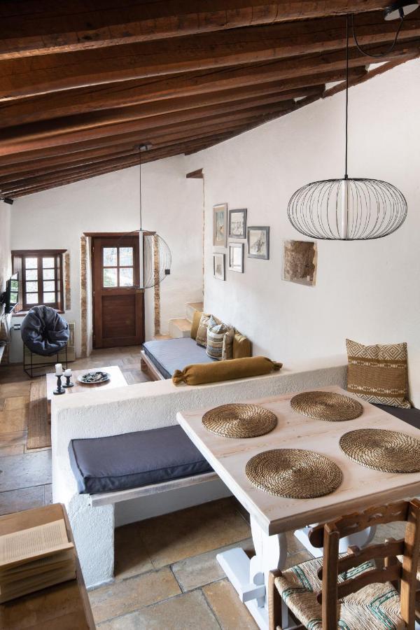 Menexes Suites Monemvasia Extérieur photo