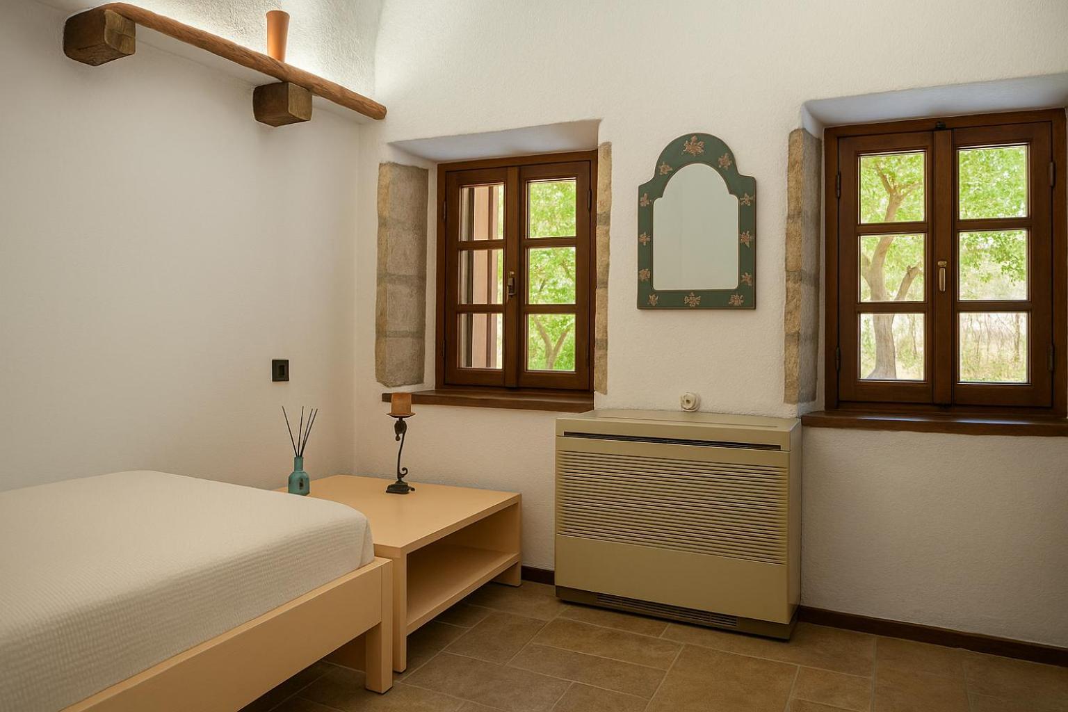 Menexes Suites Monemvasia Extérieur photo